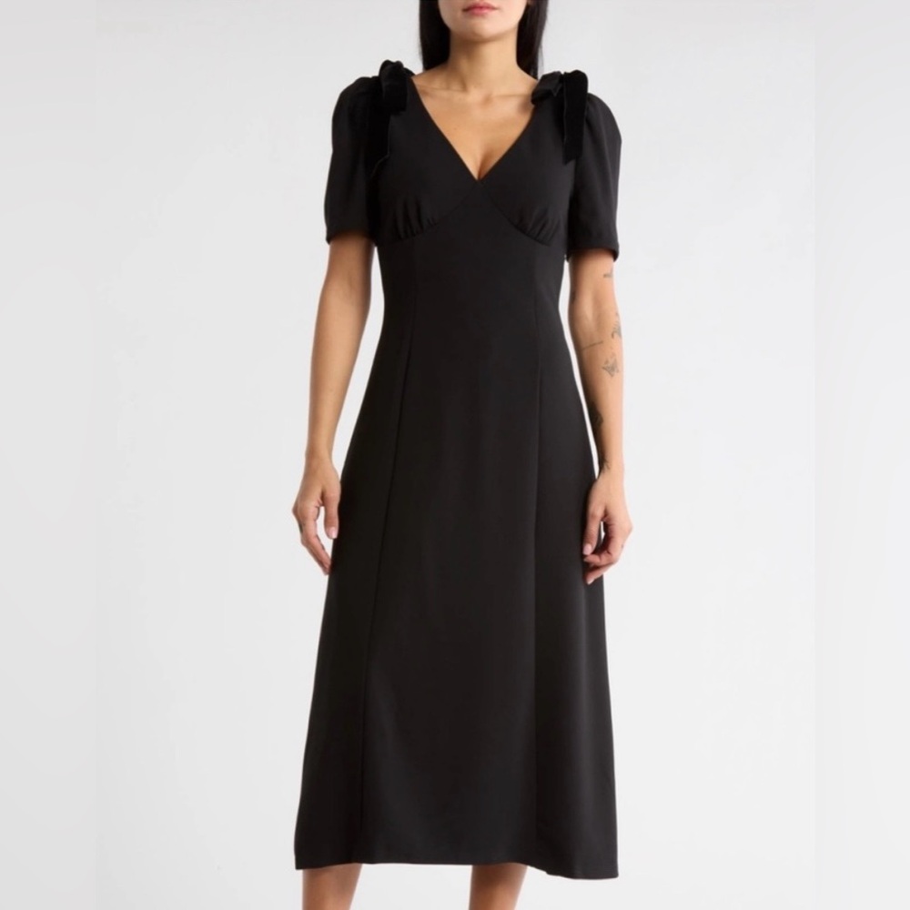 ASTR the Label Ciela Bow Puff Sleeve Midi Dress in Black